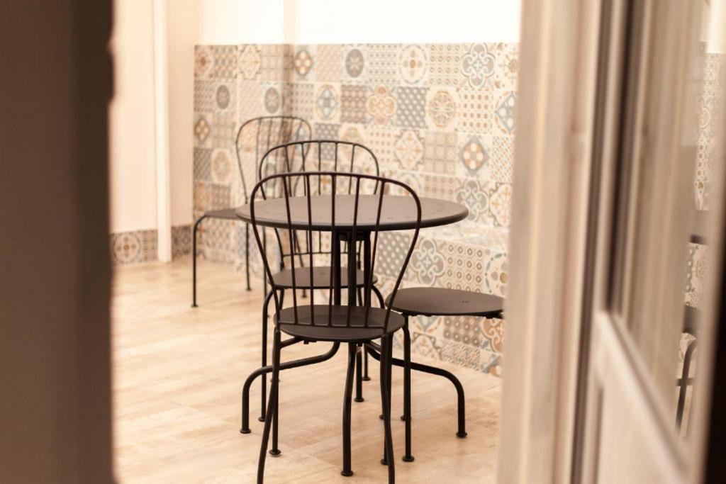 Marxalenes Apartments Valence Extérieur photo