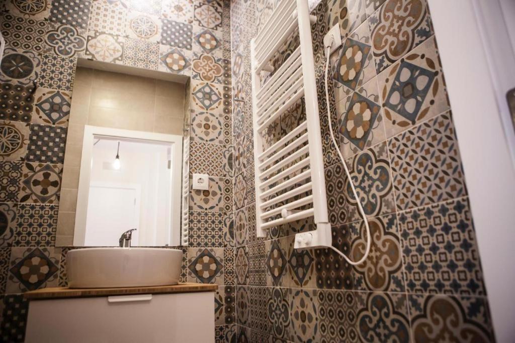 Marxalenes Apartments Valence Extérieur photo
