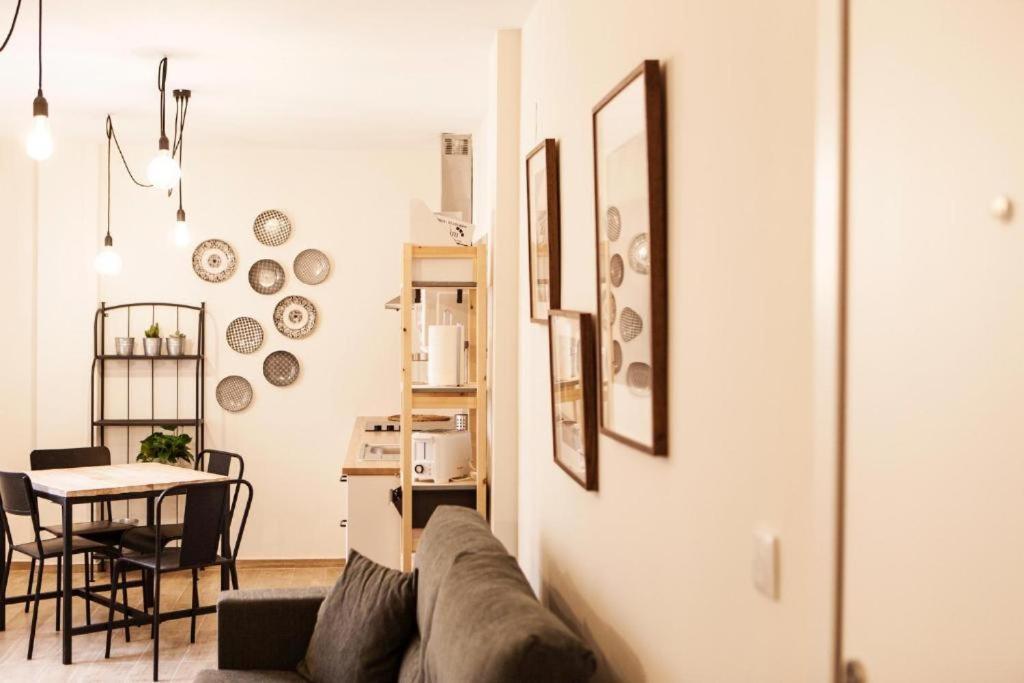 Marxalenes Apartments Valence Extérieur photo